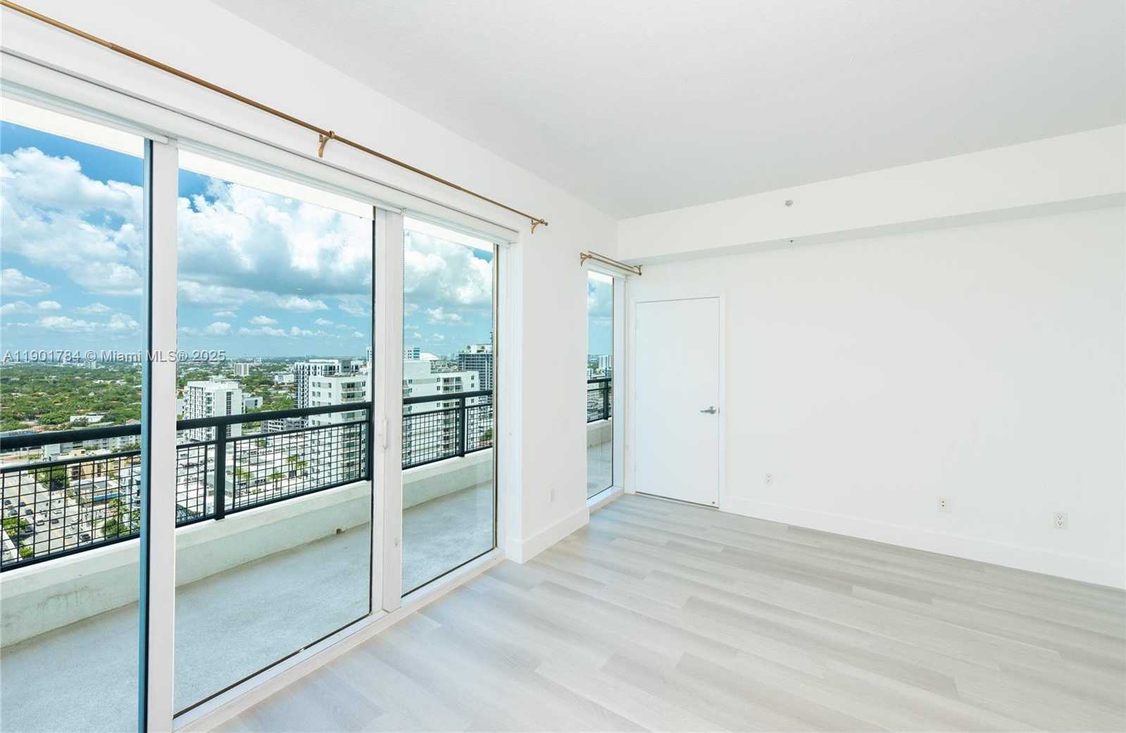 Small Image of 60 SOUTH WEST 13TH ST #2019, Miami Number 5