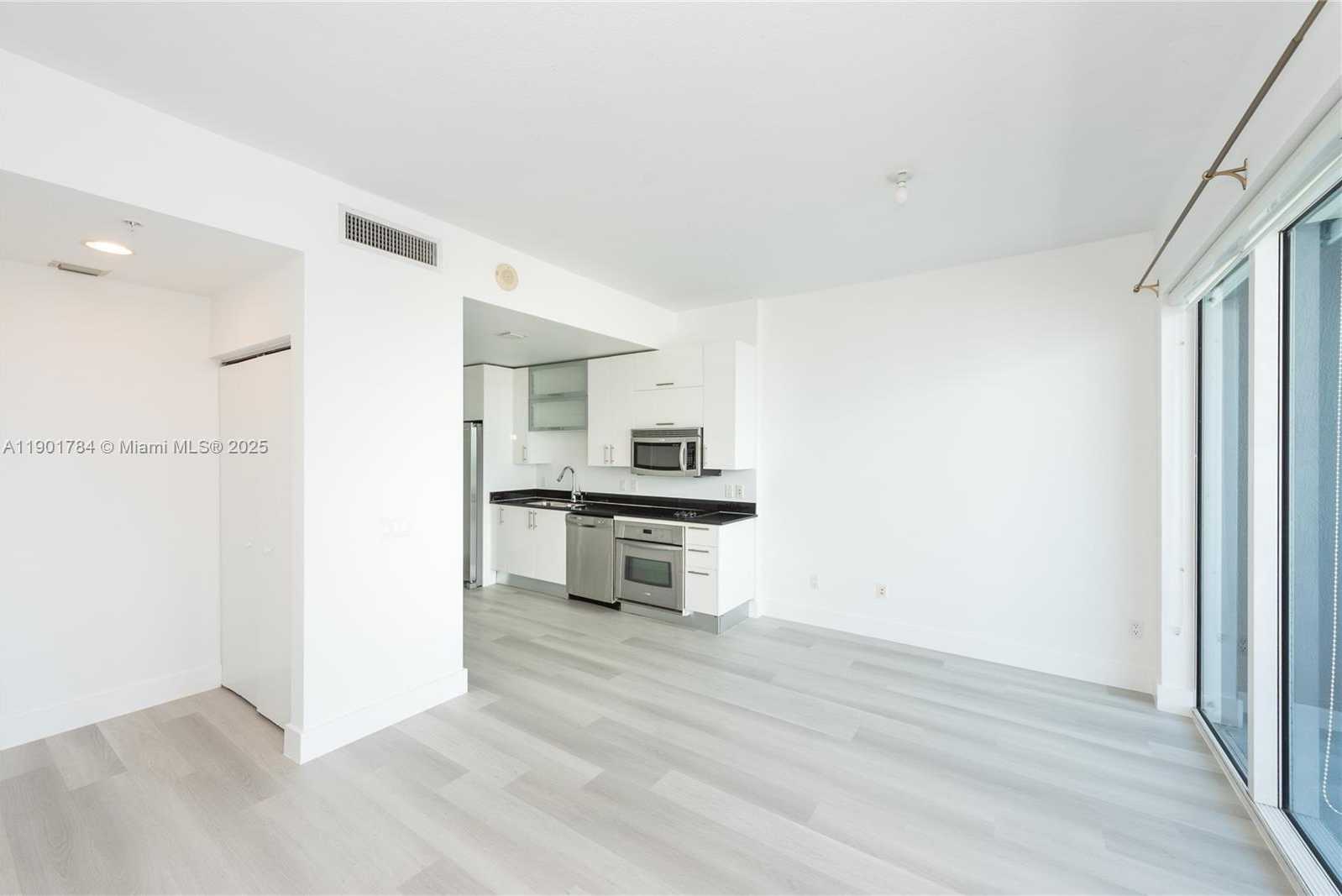 Small Image of 60 SOUTH WEST 13TH ST #2019, Miami Number 6