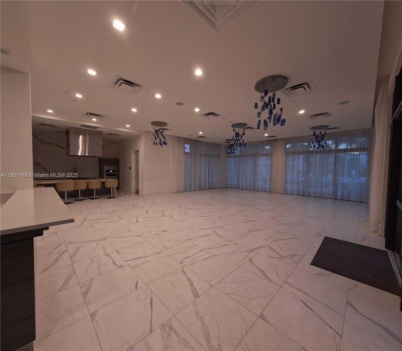 Small Image of 4256 NORTH WEST 83RD AVE, Doral Number 27