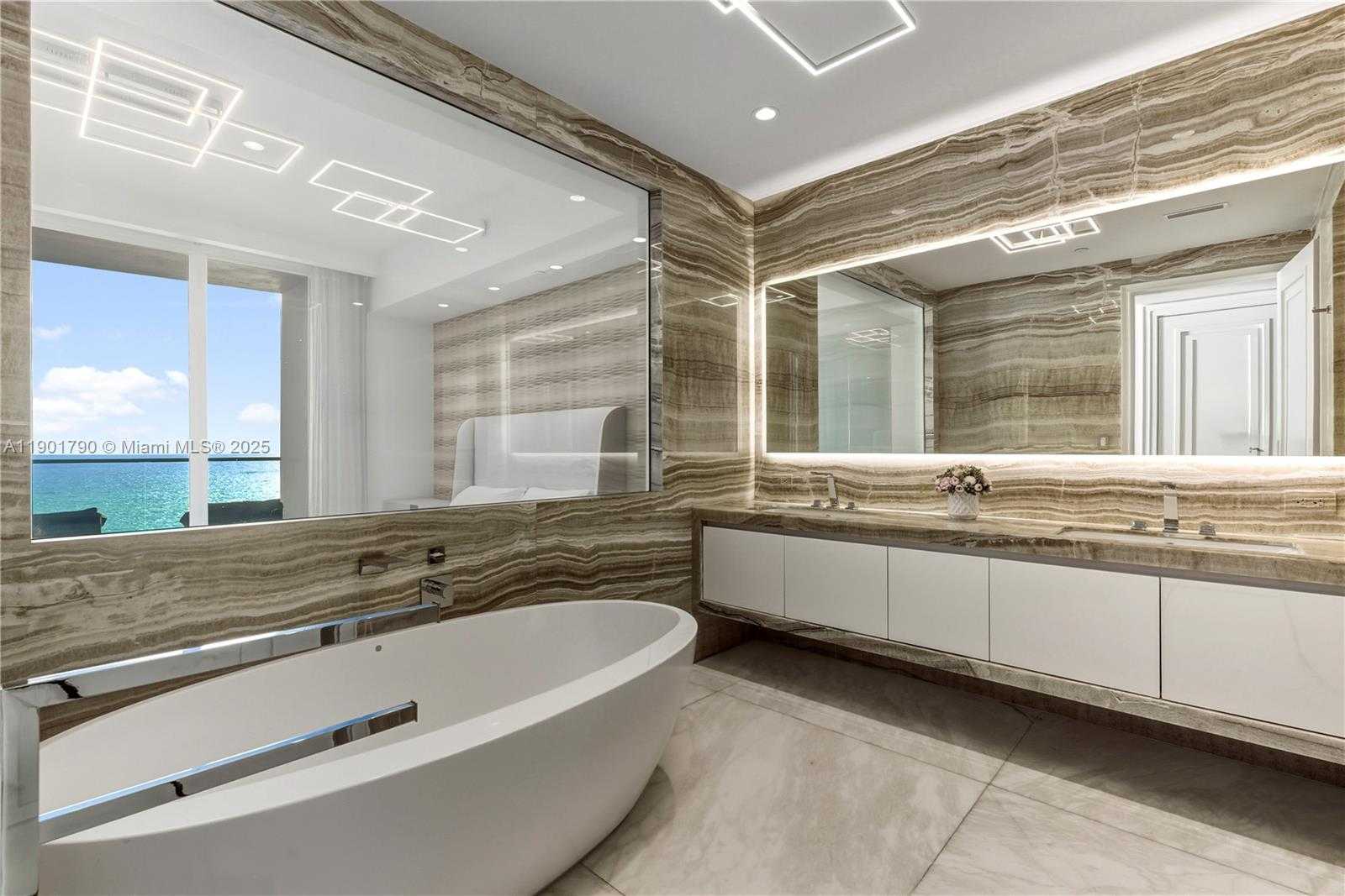 Imagen de Pequeño Objeto