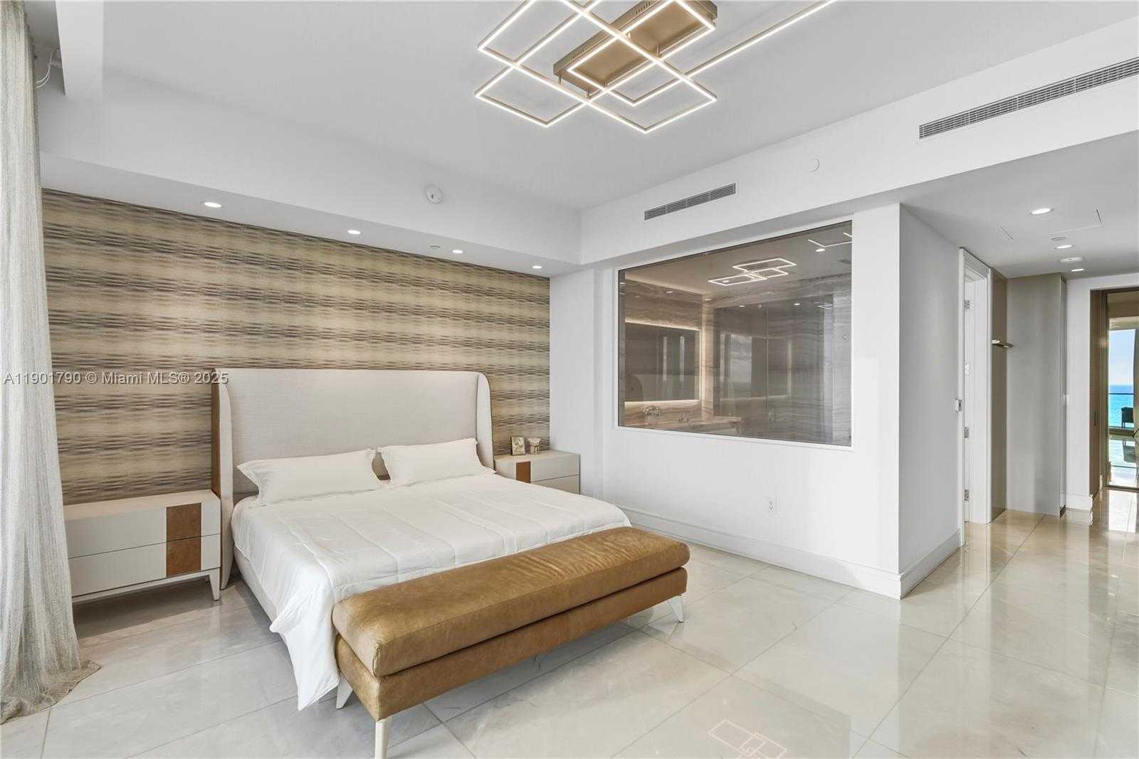 Imagen de Pequeño Objeto