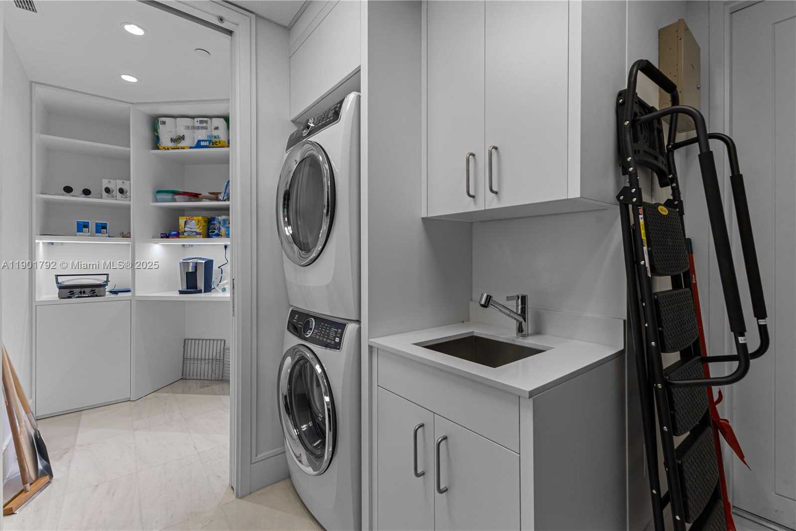 Small Image of 17975 COLLINS AVE #N-1602, Sunny Isles Beach Number 30