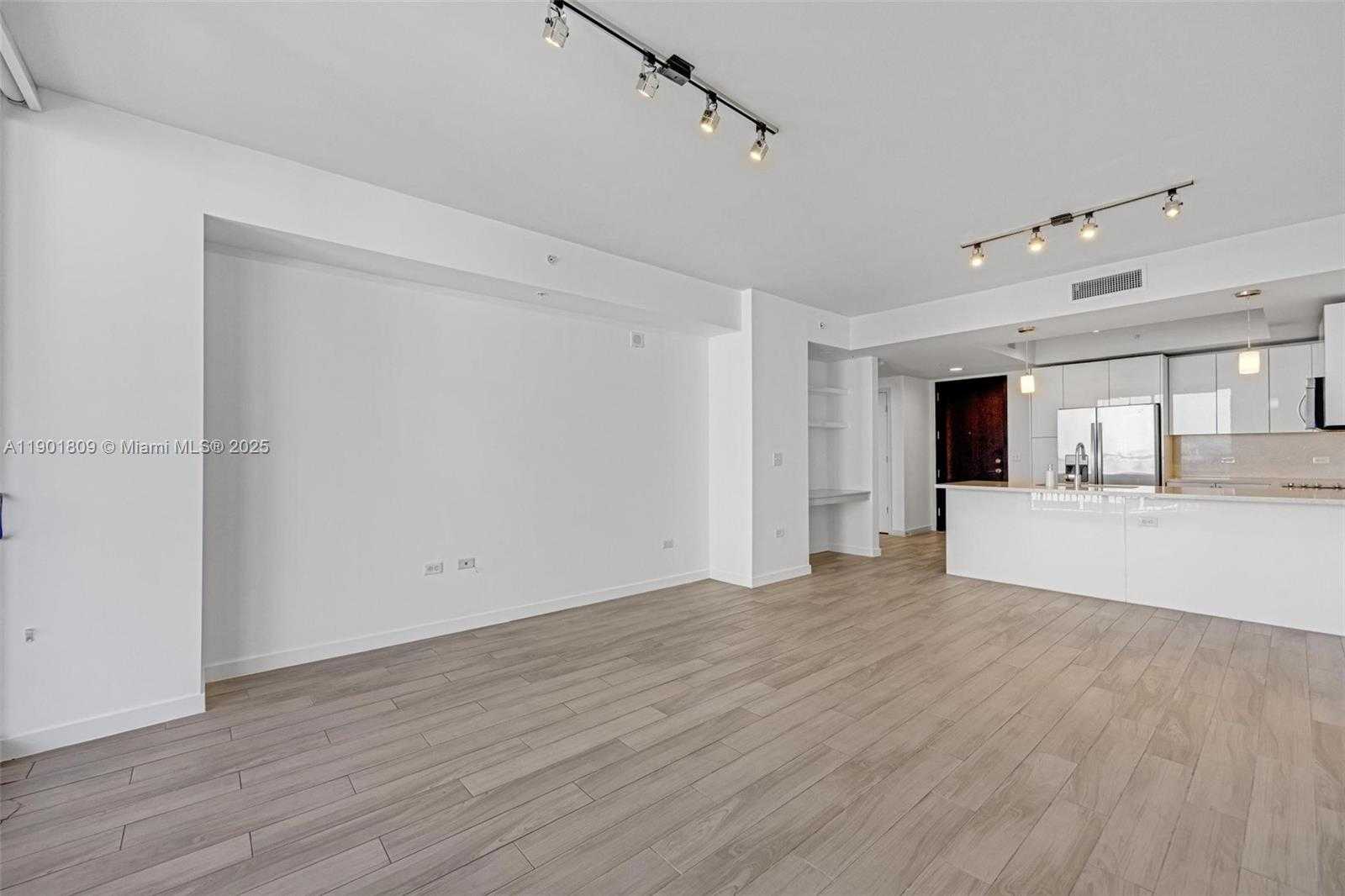 Small Image of 999 SOUTH WEST 1ST AVENUE #2509, Miami Number 10