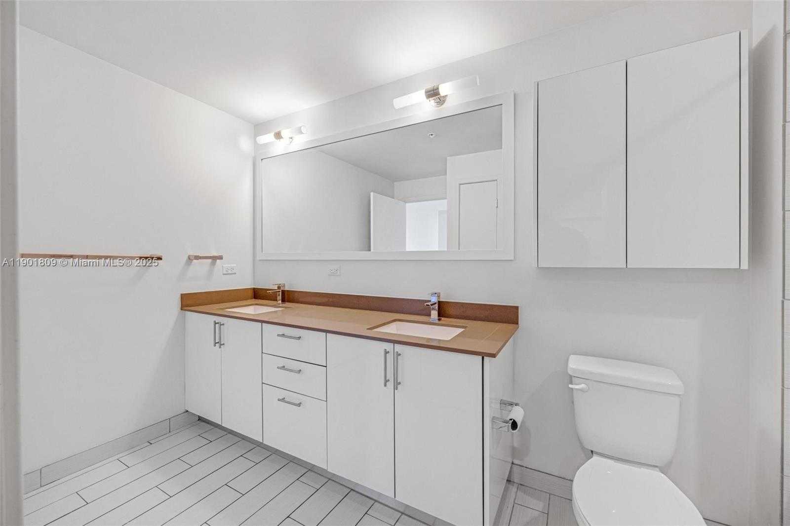 Small Image of 999 SOUTH WEST 1ST AVENUE #2509, Miami Number 19