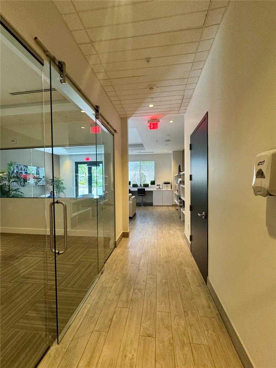 Small Image of 999 SOUTH WEST 1ST AVENUE #2509, Miami Number 36