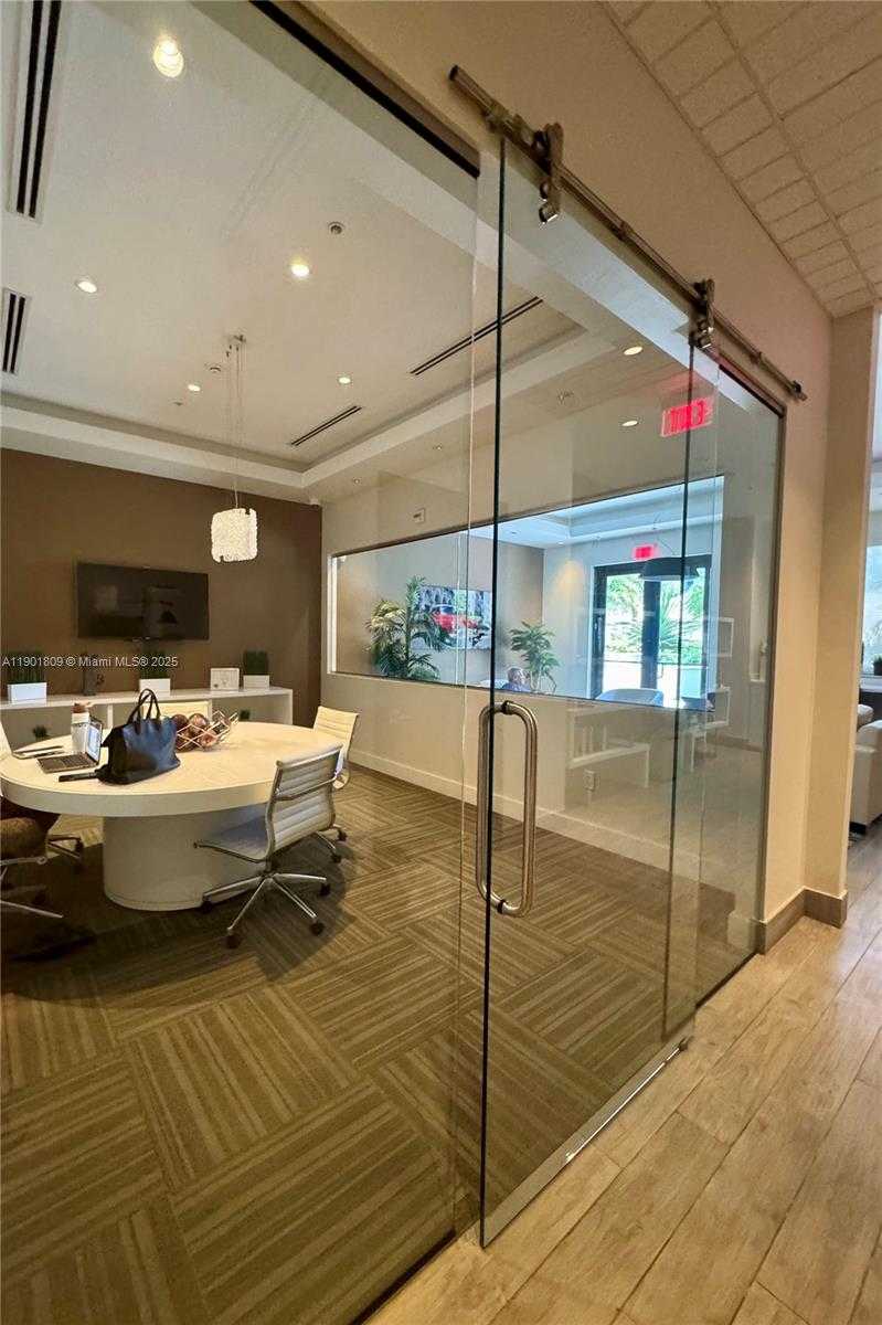 Small Image of 999 SOUTH WEST 1ST AVENUE #2509, Miami Number 37