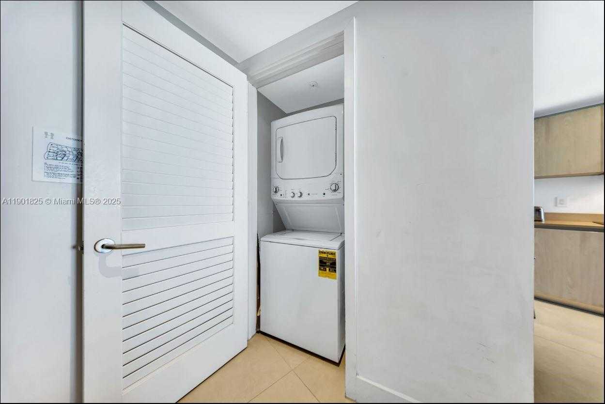 Small Image of 4111 SOUTH OCEAN DR #1212, Hollywood Number 16