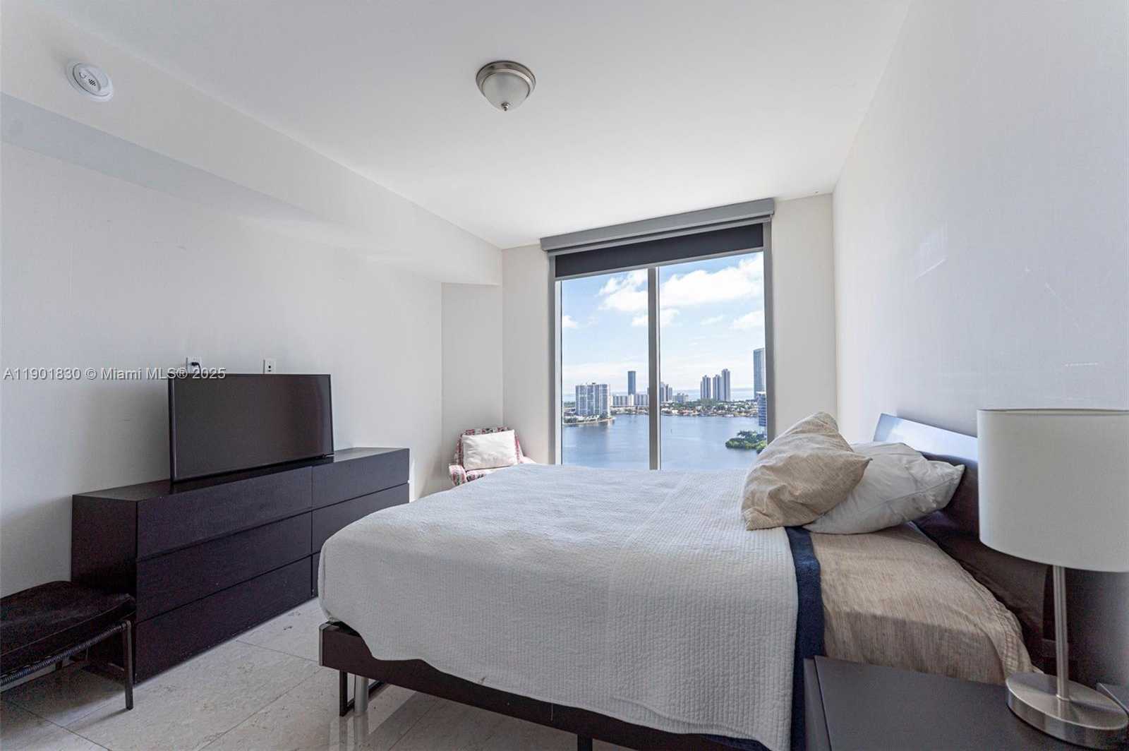 Small Image of 3301 NORTH EAST 183RD ST #2405, Aventura Number 13