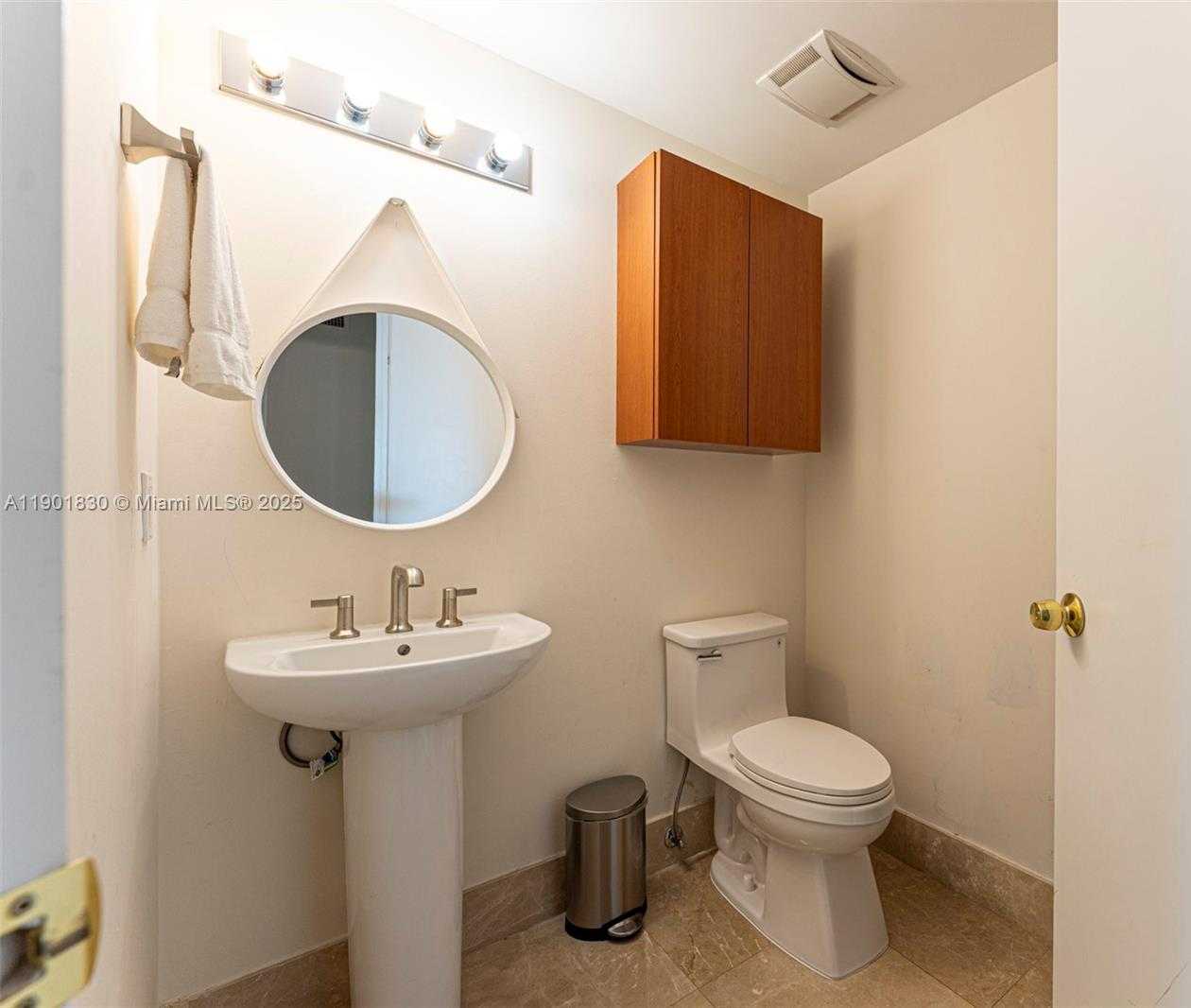 Small Image of 3301 NORTH EAST 183RD ST #2405, Aventura Number 17