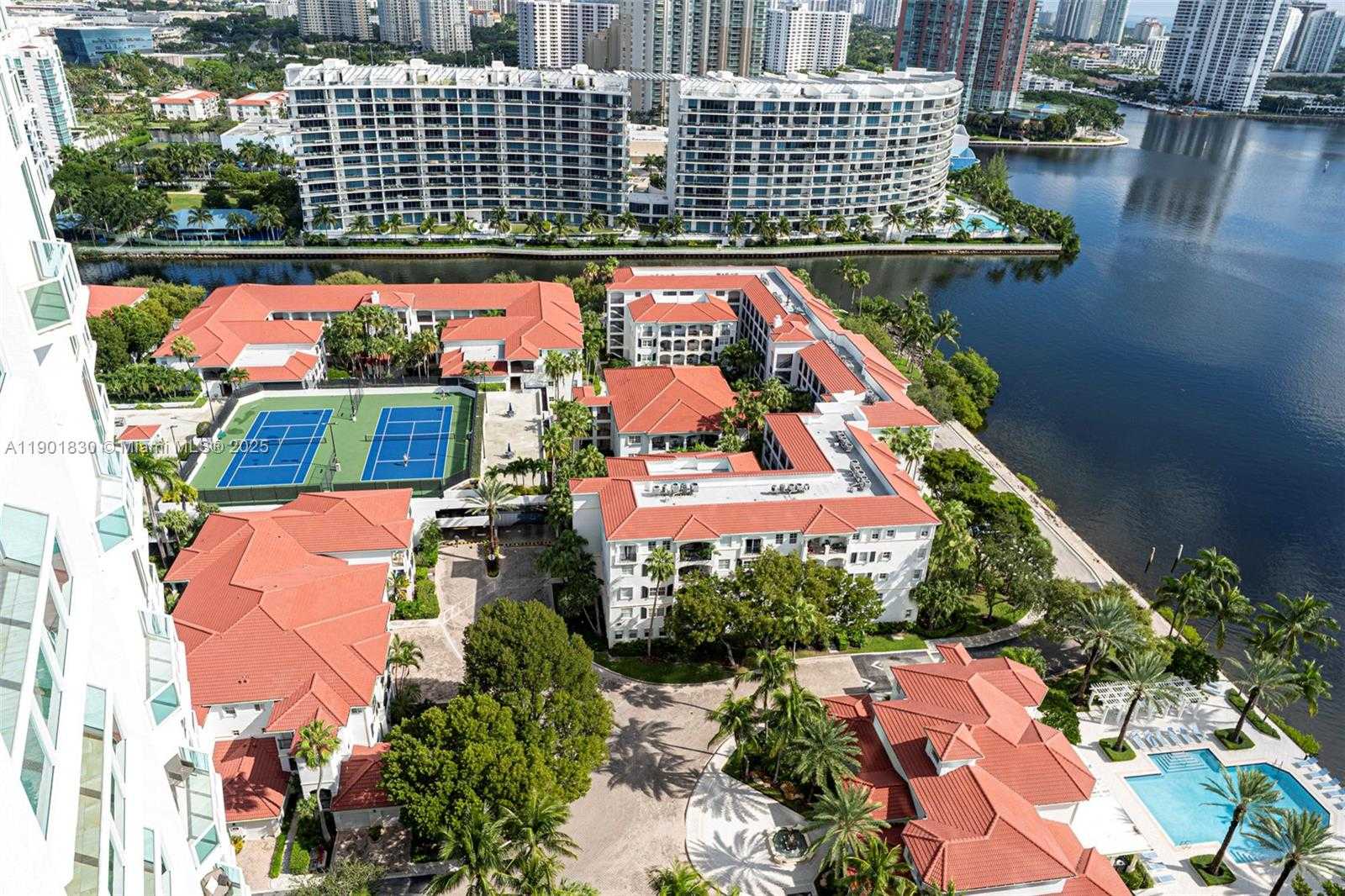 Small Image of 3301 NORTH EAST 183RD ST #2405, Aventura Number 19