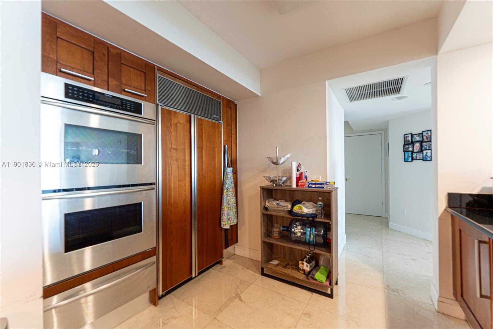 Small Image of 3301 NORTH EAST 183RD ST #2405, Aventura Number 5