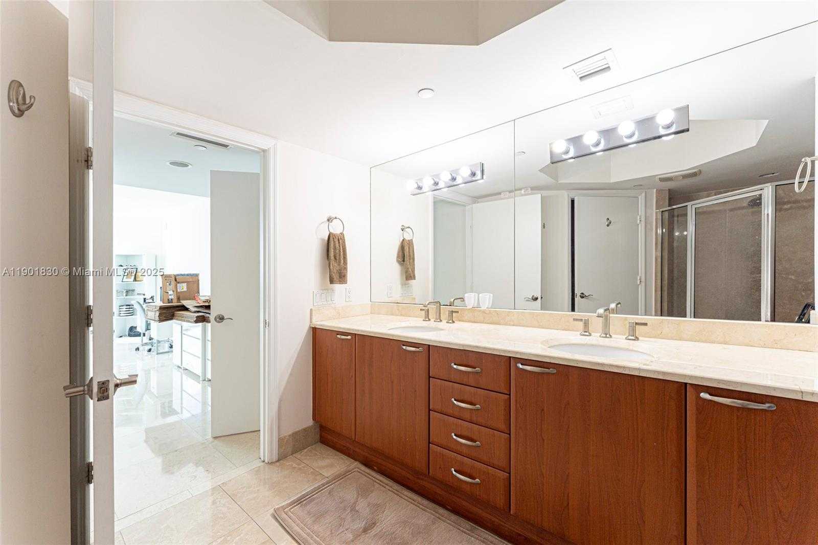 Small Image of 3301 NORTH EAST 183RD ST #2405, Aventura Number 9