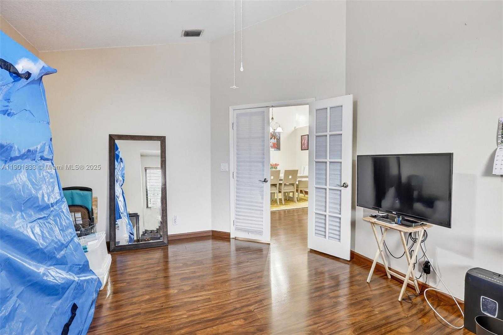 Small Image of 1002 NORTH WEST 105TH AVE #D-121, Plantation Number 36