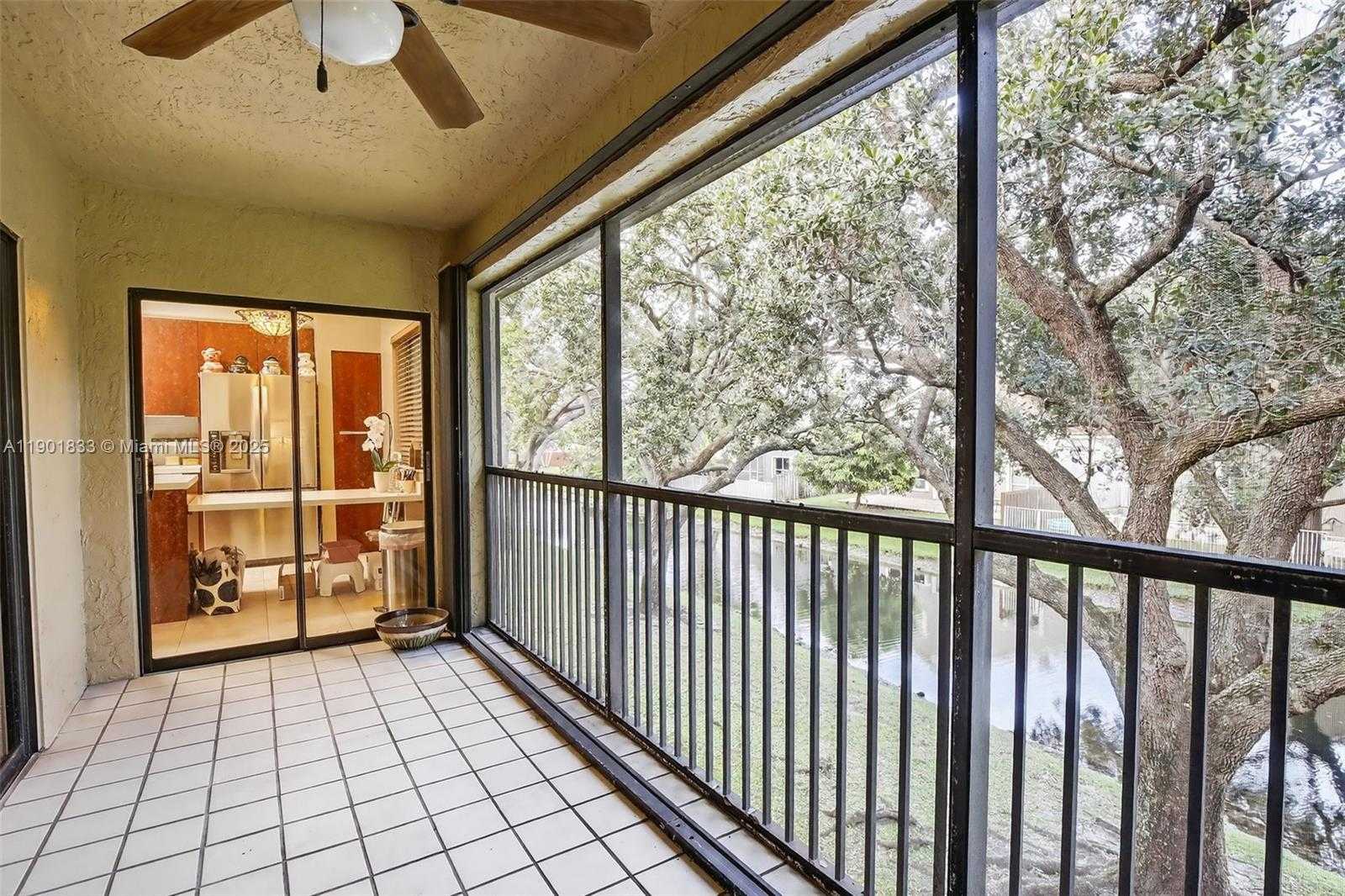 Small Image of 1002 NORTH WEST 105TH AVE #D-121, Plantation Number 37