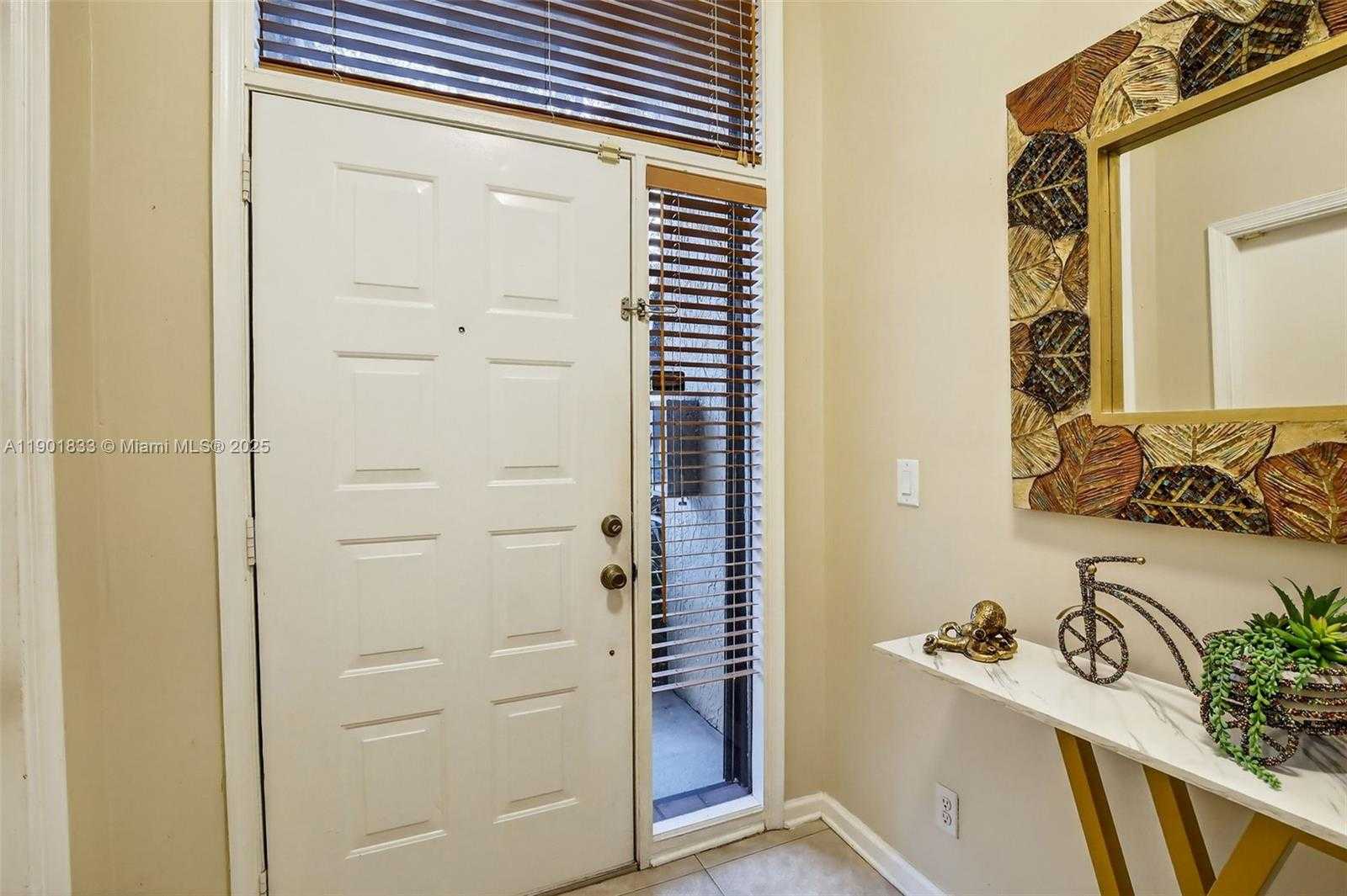 Small Image of 1002 NORTH WEST 105TH AVE #D-121, Plantation Number 6