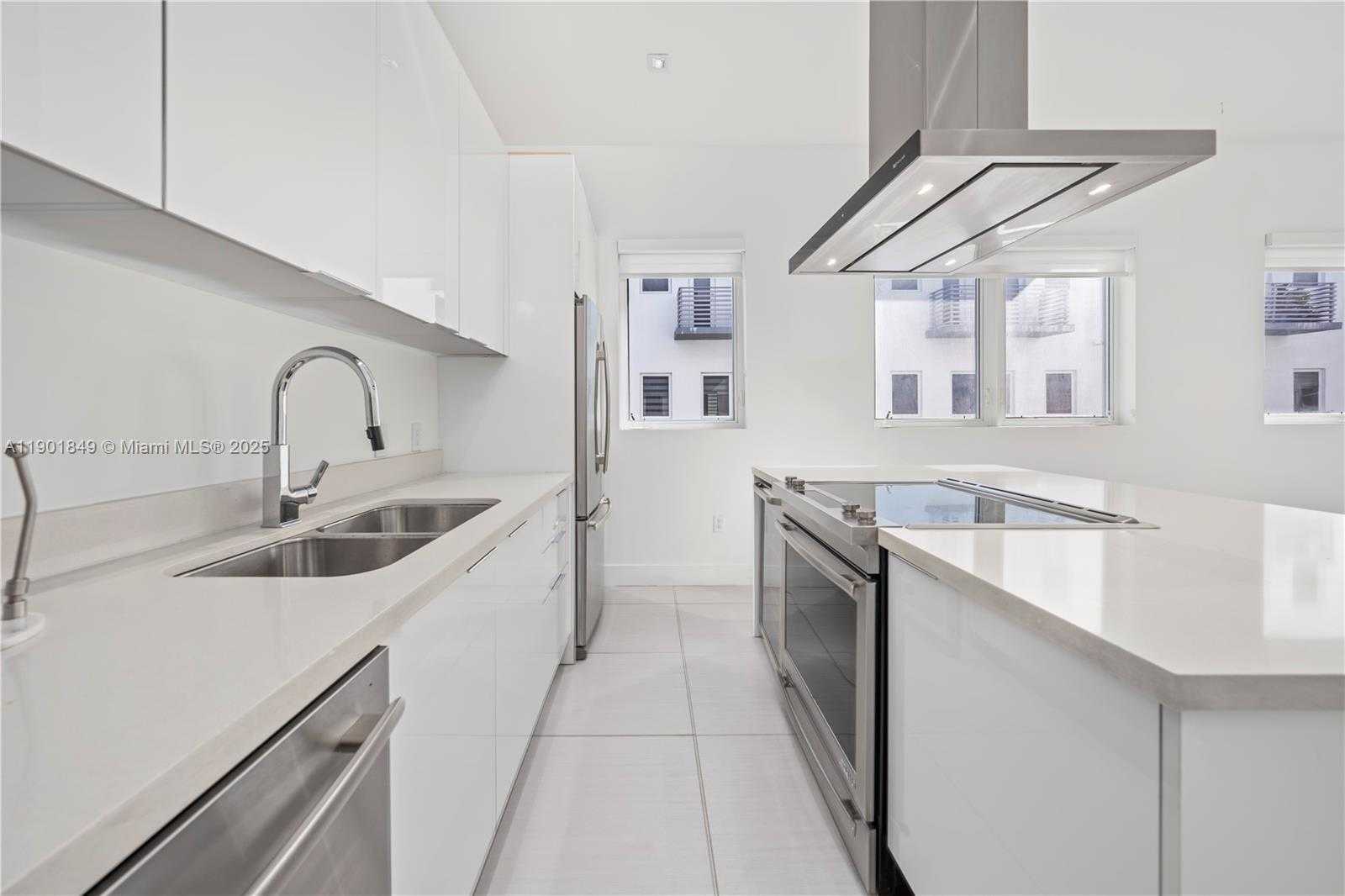 Small Image of 9153 NORTH WEST 33RD ST, Doral Number 13