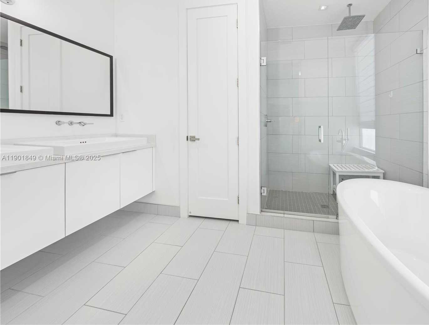 Small Image of 9153 NORTH WEST 33RD ST, Doral Number 24