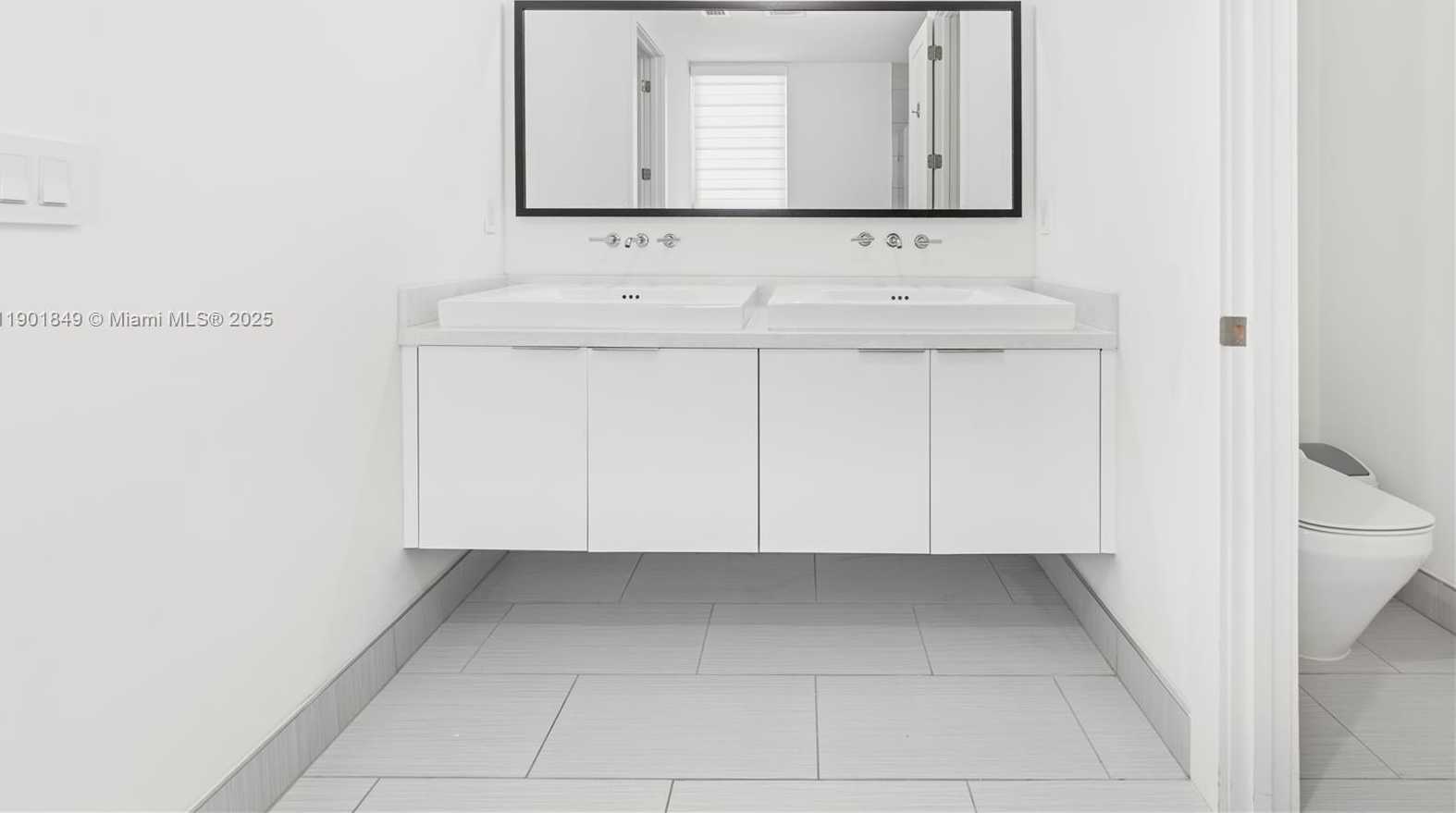 Small Image of 9153 NORTH WEST 33RD ST, Doral Number 25