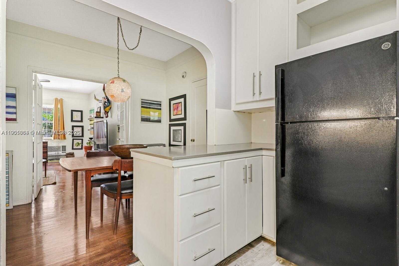 Small Image of 1250 DREXEL AVE #7, Miami Beach Number 16