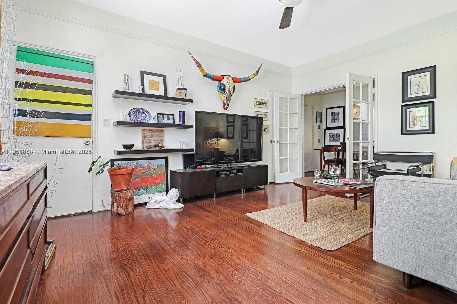 Small Image of 1250 DREXEL AVE #7, Miami Beach Number 3