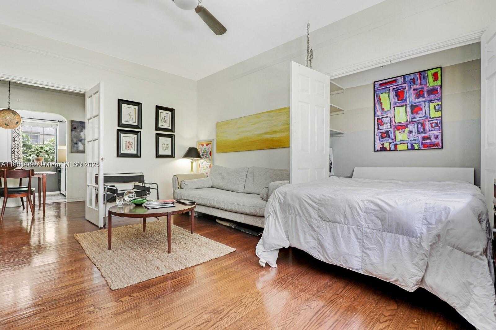 Small Image of 1250 DREXEL AVE #7, Miami Beach Number 4