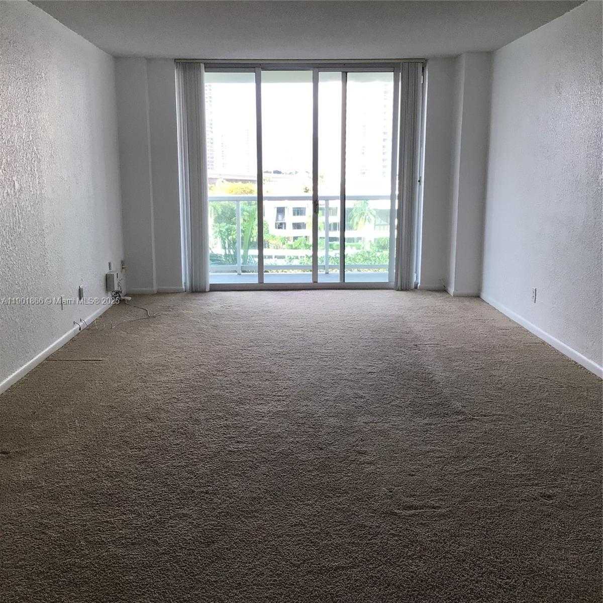 Small Image of 19390 COLLINS AVE #611, Sunny Isles Beach Number 5