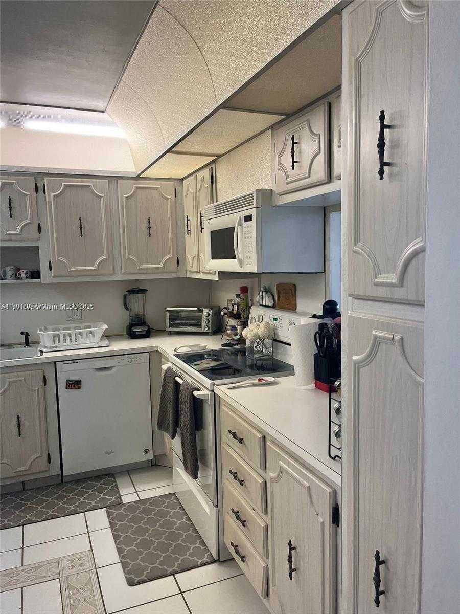 Small Image of 2851 NORTH EAST 183RD ST #405E, Aventura Number 10