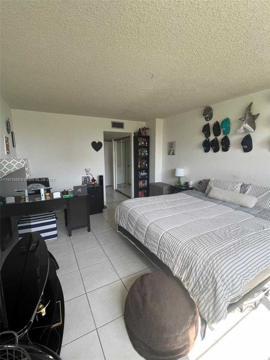 Small Image of 2851 NORTH EAST 183RD ST #405E, Aventura Number 14