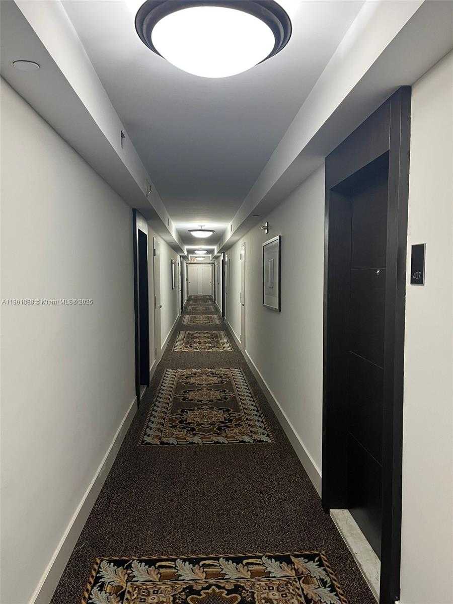 Small Image of 2851 NORTH EAST 183RD ST #405E, Aventura Number 4