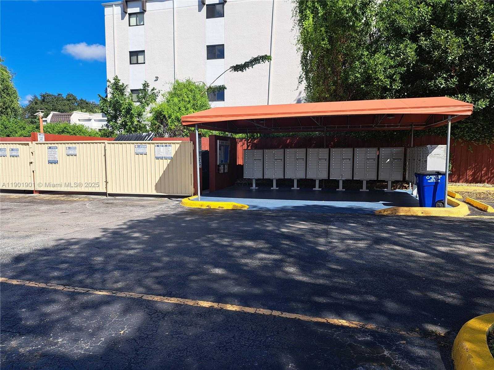 Small Image of 9954 SOUTH WEST 88TH ST #212-2, Miami Number 25