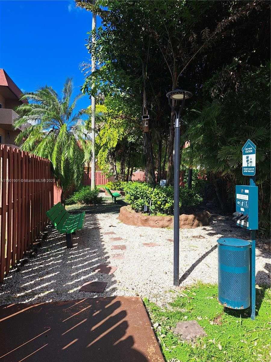 Small Image of 9954 SOUTH WEST 88TH ST #212-2, Miami Number 27