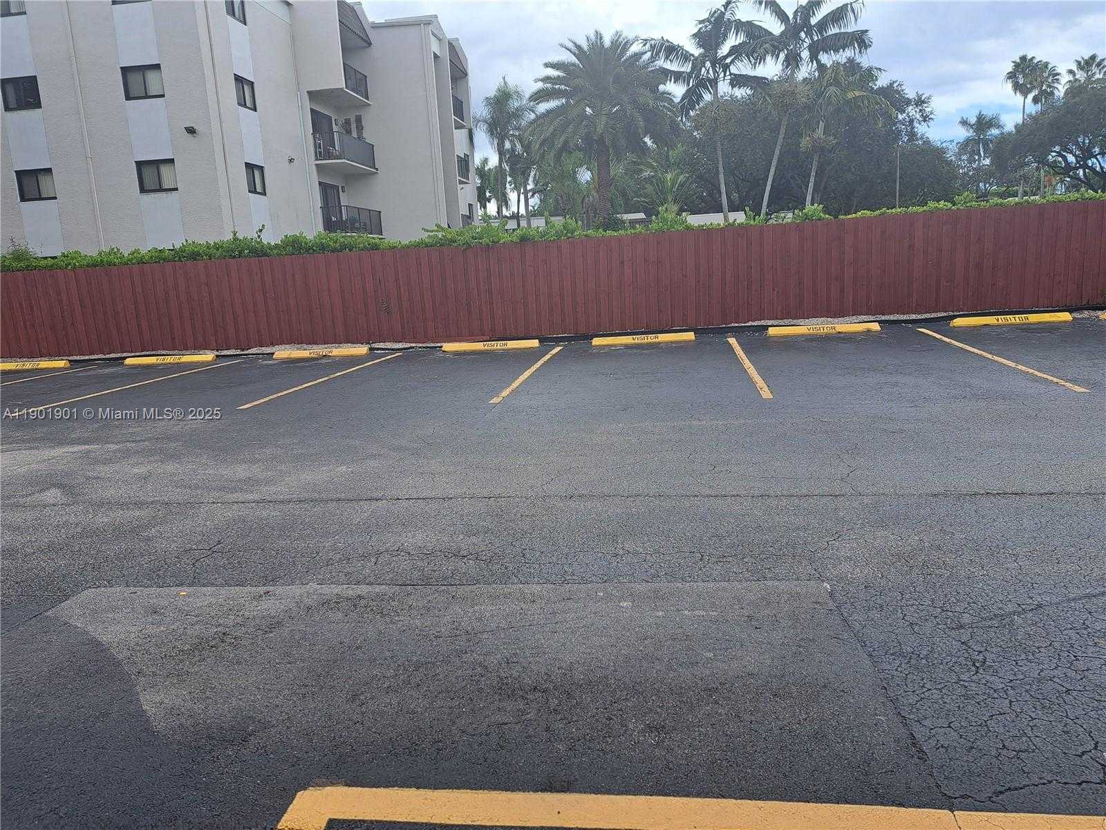 Small Image of 9954 SOUTH WEST 88TH ST #212-2, Miami Number 5
