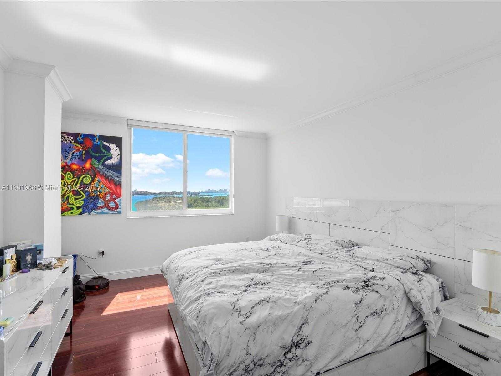 Small Image of 500 BAYVIEW DR #1722, Sunny Isles Beach Number 28