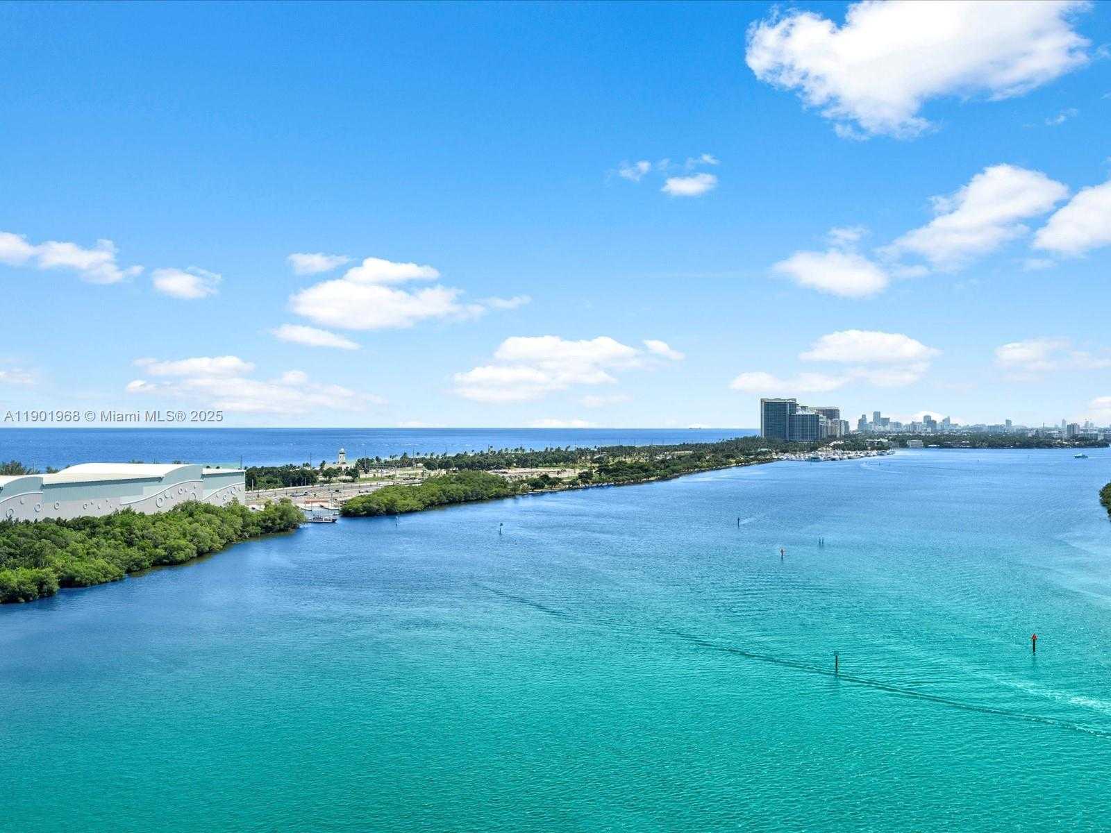 Small Image of 500 BAYVIEW DR #1722, Sunny Isles Beach Number 41