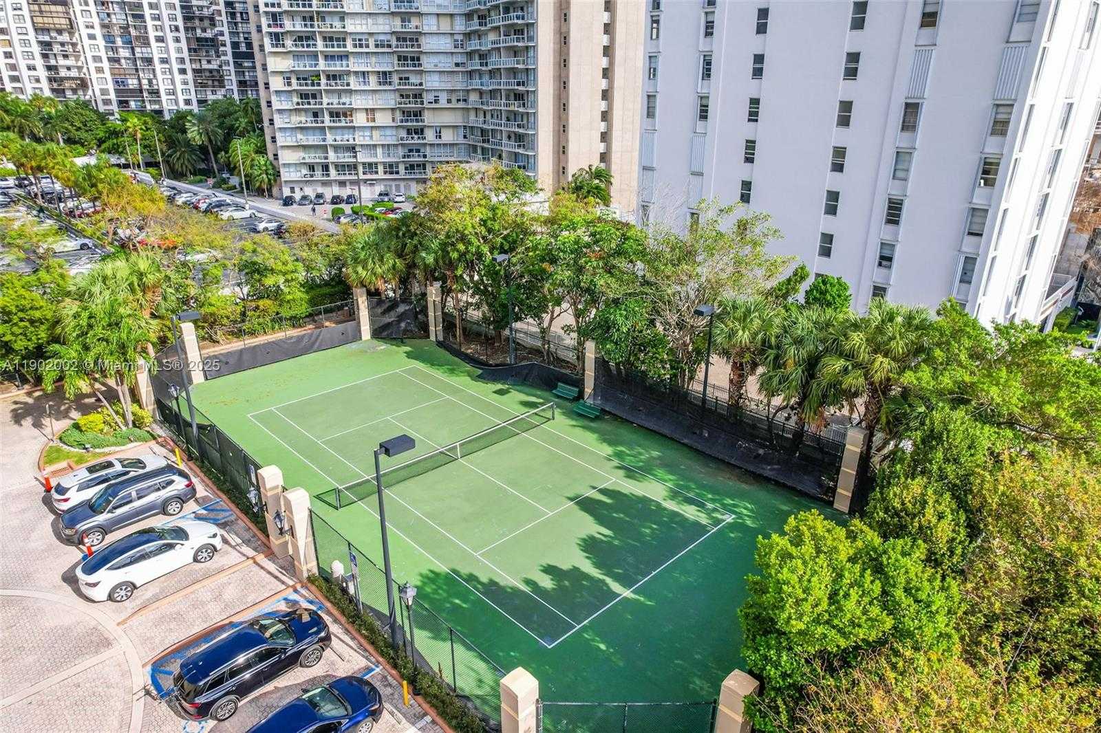 Small Image of 2475 BRICKELL AVE #703, Miami Number 34