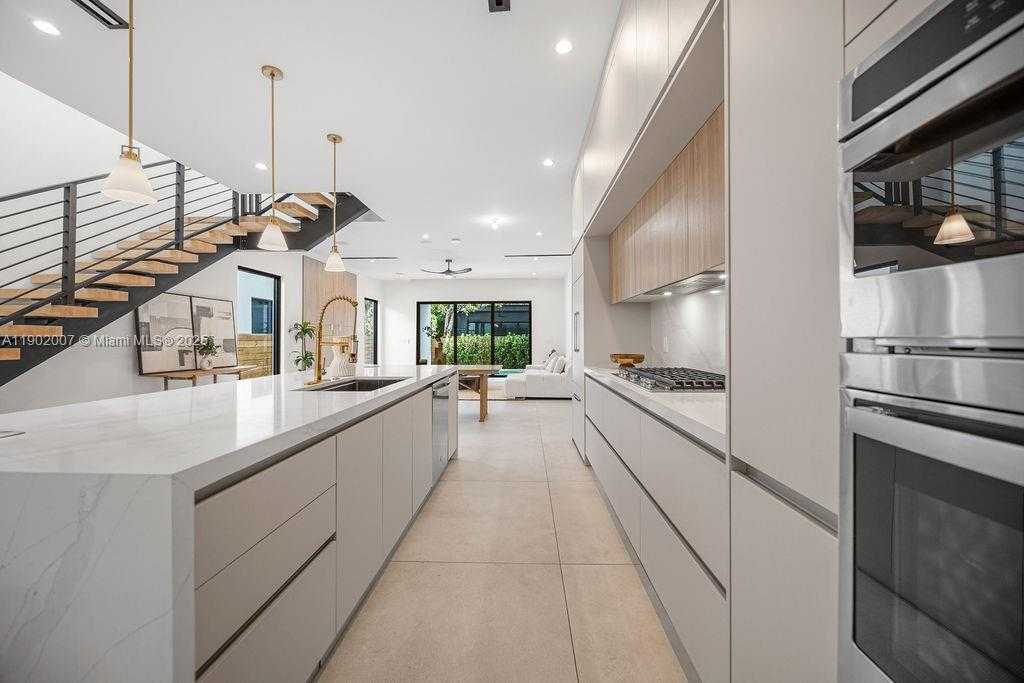 Small Image of 308 NORTH EAST 14TH AVE, Fort Lauderdale Number 17