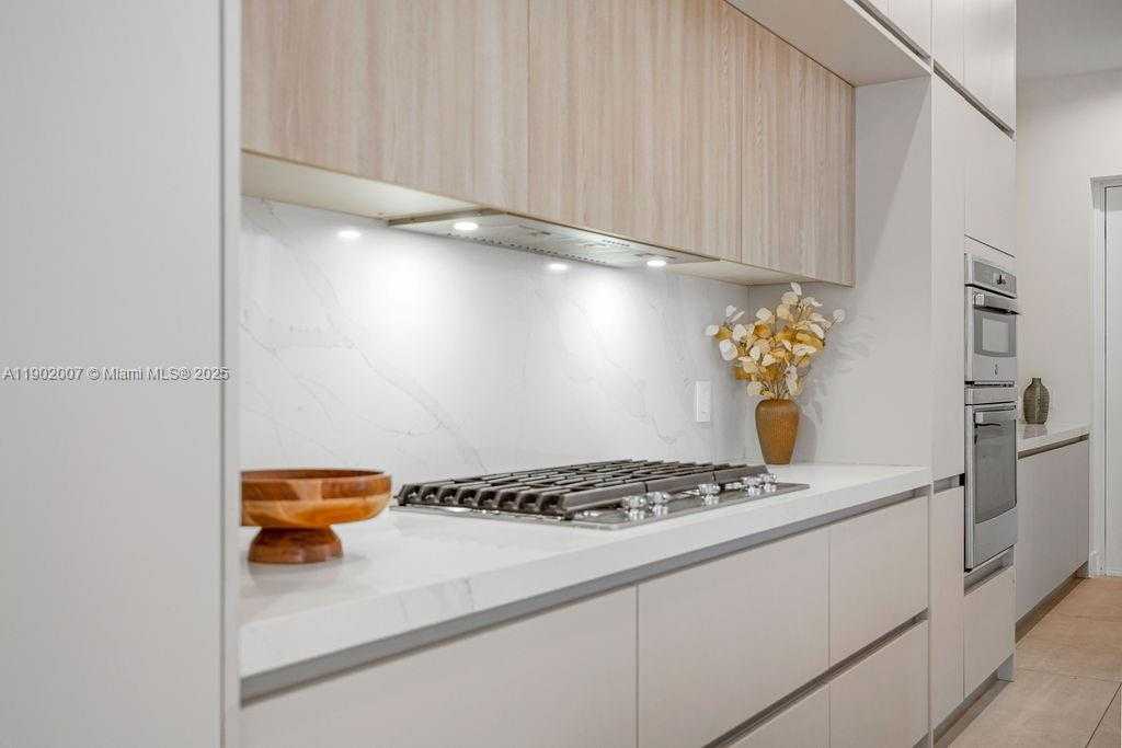 Small Image of 308 NORTH EAST 14TH AVE, Fort Lauderdale Number 19