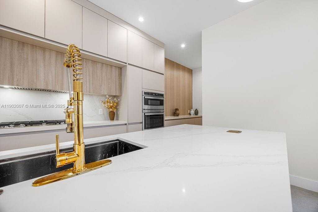 Small Image of 308 NORTH EAST 14TH AVE, Fort Lauderdale Number 20