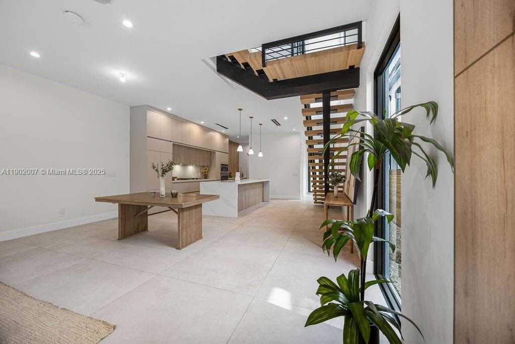 Small Image of 308 NORTH EAST 14TH AVE, Fort Lauderdale Number 34