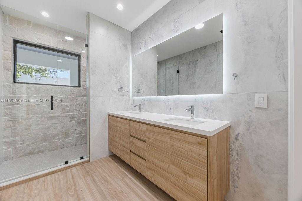 Small Image of 308 NORTH EAST 14TH AVE, Fort Lauderdale Number 41