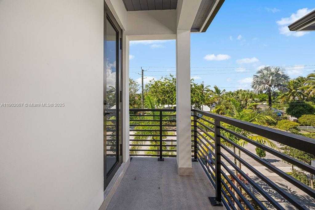 Small Image of 308 NORTH EAST 14TH AVE, Fort Lauderdale Number 46