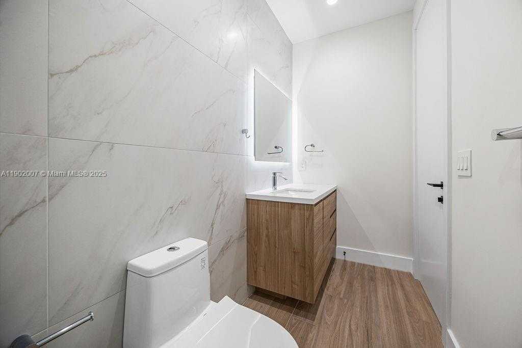 Small Image of 308 NORTH EAST 14TH AVE, Fort Lauderdale Number 49