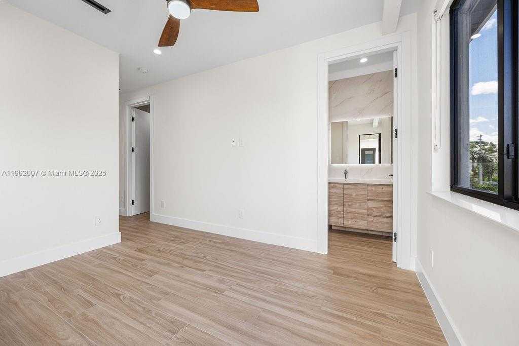 Small Image of 308 NORTH EAST 14TH AVE, Fort Lauderdale Number 51