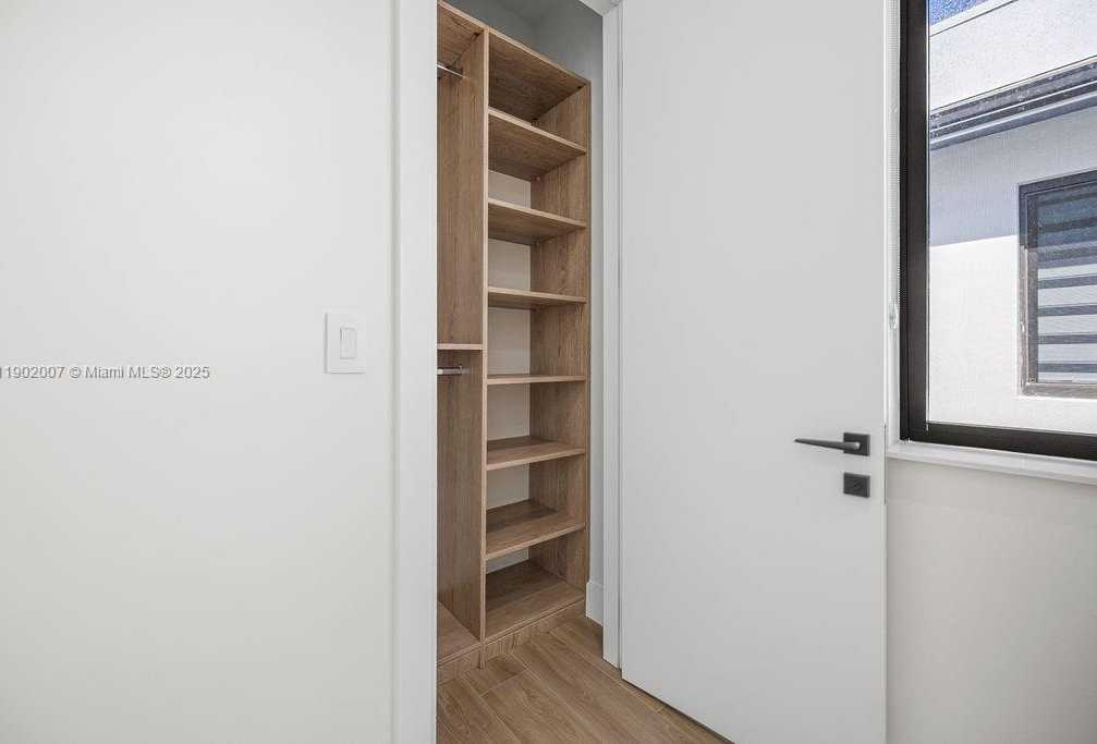 Small Image of 308 NORTH EAST 14TH AVE, Fort Lauderdale Number 54