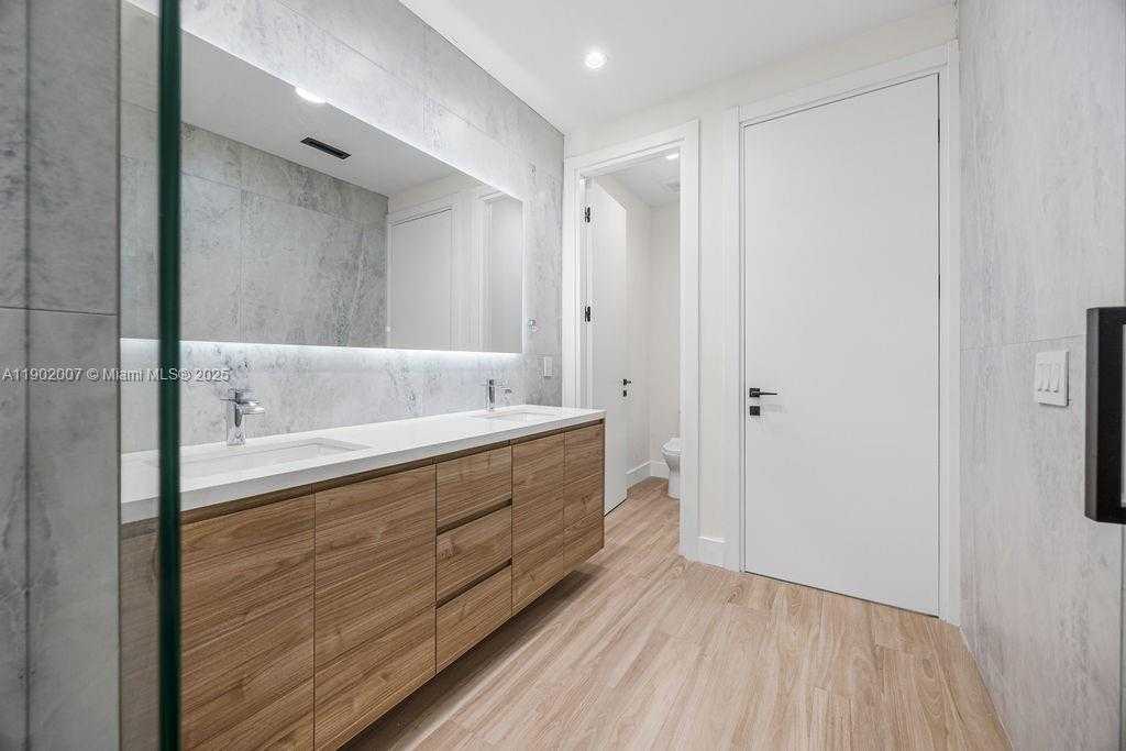 Small Image of 308 NORTH EAST 14TH AVE, Fort Lauderdale Number 66