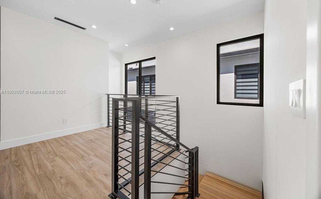 Small Image of 308 NORTH EAST 14TH AVE, Fort Lauderdale Number 67