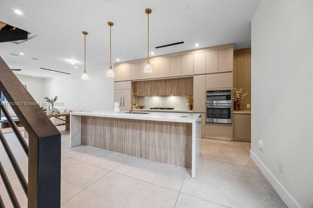 Small Image of 308 NORTH EAST 14TH AVE, Fort Lauderdale Number 8