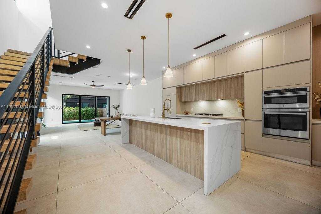 Small Image of 308 NORTH EAST 14TH AVE, Fort Lauderdale Number 9