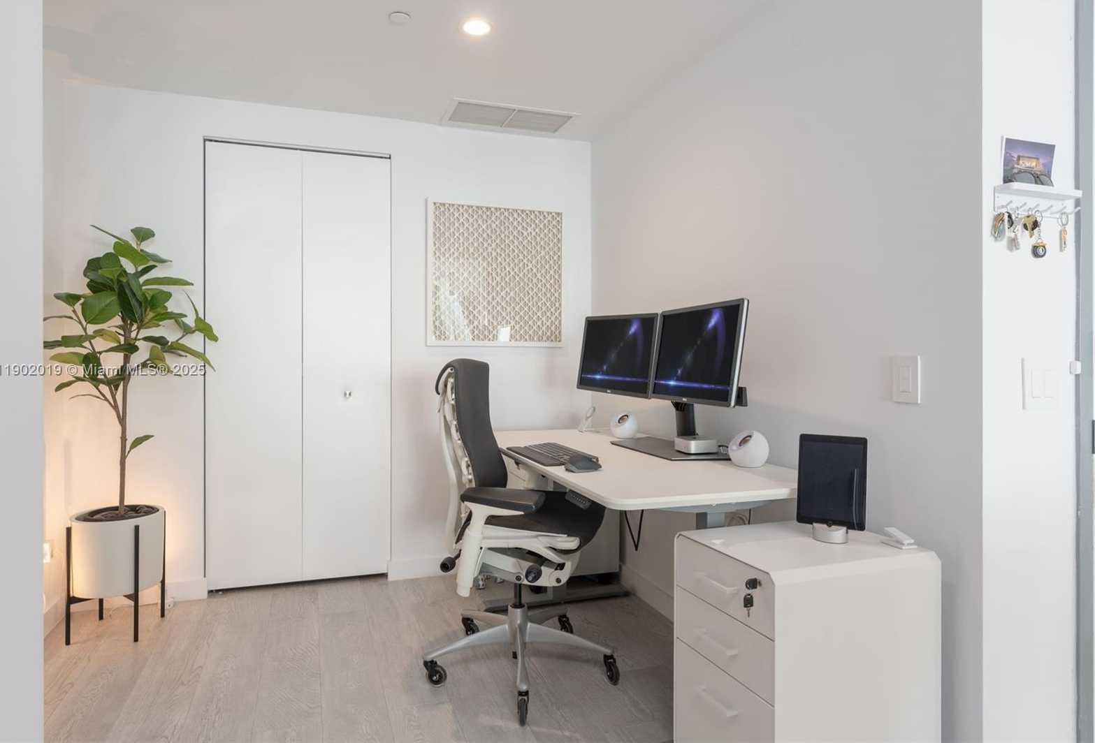 Small Image of 3131 NORTH EAST 7TH AVE #2202, Miami Number 20