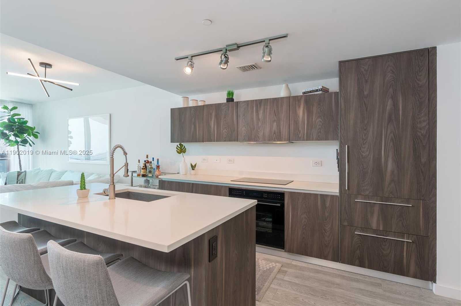 Small Image of 3131 NORTH EAST 7TH AVE #2202, Miami Number 4